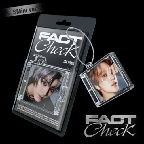 NCT 127: Fact Checkin - Smini - Random Cover - incl. Keyring Ballchain + Photocard